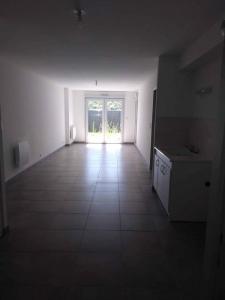 For rent Vernou-la-celle-sur-seine 2 rooms 64 m2 Seine et marne (77670) photo 2