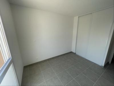 For rent Vias 4 rooms 86 m2 Herault (34450) photo 3