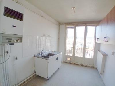 For sale Clermont-ferrand 3 rooms 69 m2 Puy de dome (63000) photo 3