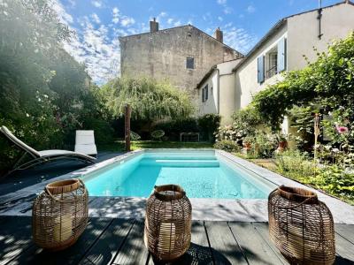 For sale Rochelle 6 rooms 206 m2 Charente maritime (17000) photo 1