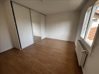 For rent Villeurbanne 6 rooms 150 m2 Rhone (69100) photo 4