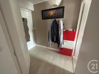 For rent Pont-sainte-maxence 3 rooms 39 m2 Oise (60700) photo 1
