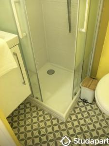 For rent Rochelle 1 room 17 m2 Charente maritime (17000) photo 3