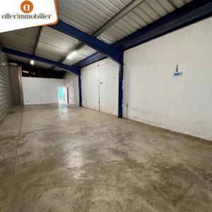 Louer Commerce Sainte-marie 28584 euros