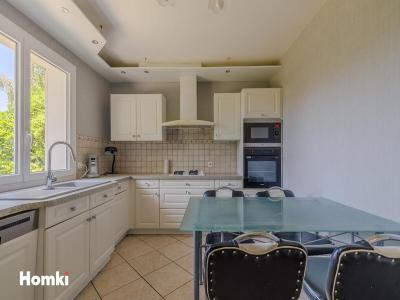 For sale Saint-priest 6 rooms 140 m2 Rhone (69800) photo 4