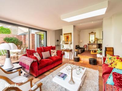 For sale Orleans 11 rooms 252 m2 Loiret (45000) photo 3