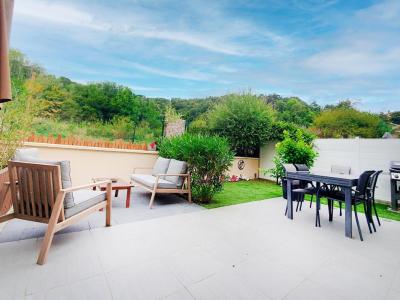 For sale Pont-eveque 4 rooms 94 m2 Isere (38780) photo 2