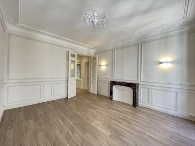 Louer Appartement 153 m2 Marseille-2eme-arrondissement