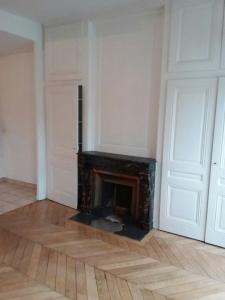 For rent Lyon-5eme-arrondissement 3 rooms 52 m2 Rhone (69005) photo 1