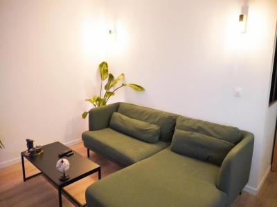 For rent Paris-12eme-arrondissement 2 rooms 34 m2 Paris (75012) photo 1