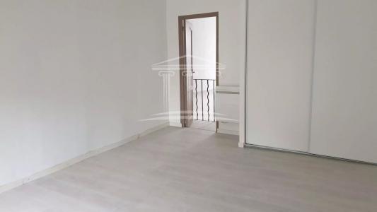 For sale 4 rooms 88 m2 Vaucluse (84700) photo 3