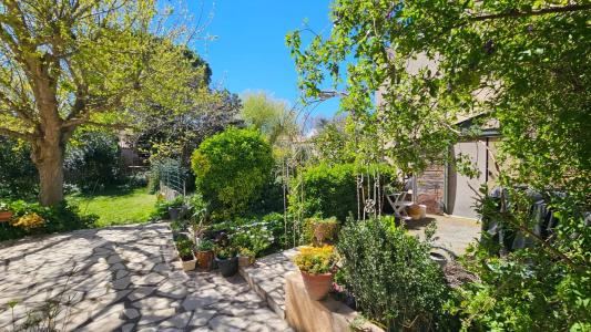 For sale Narbonne 8 rooms 178 m2 Aude (11100) photo 0