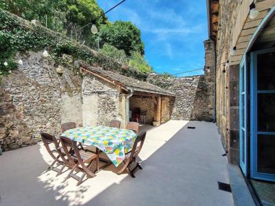 For sale Saint-geniez-d'olt 8 rooms 372 m2 Aveyron (12130) photo 1