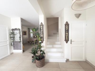 For sale Saint-maur-des-fosses 5 rooms 153 m2 Val de Marne (94100) photo 1