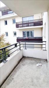 Louer Appartement Carrieres-sous-poissy 818 euros