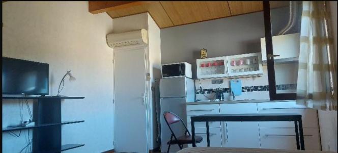 For rent Eysines 1 room 26 m2 Gironde (33320) photo 1