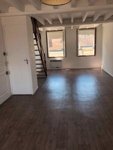 For rent Bordeaux 3 rooms 60 m2 Gironde (33000) photo 0