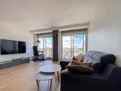 For rent Puteaux Rue Des Pavillons 2 rooms 47 m2 Hauts de Seine (92800) photo 1