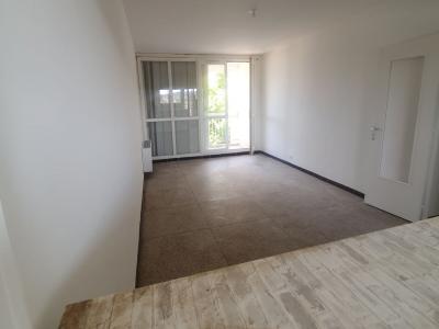 For sale Gardanne 3 rooms 63 m2 Bouches du Rhone (13120) photo 4
