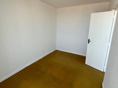 For sale Port-de-bouc 4 rooms 78 m2 Bouches du Rhone (13110) photo 3