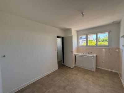 For sale Seiches-sur-le-loir 5 rooms 95 m2 Maine et loire (49140) photo 2