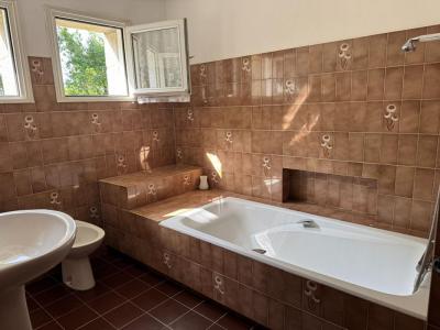 For sale Auray 5 rooms 132 m2 Morbihan (56400) photo 4