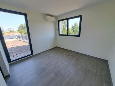 For rent Sainte-livrade-sur-lot 5 rooms 114 m2 Lot et garonne (47110) photo 4
