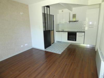 For rent Penne-d'agenais 2 rooms 35 m2 Lot et garonne (47140) photo 1