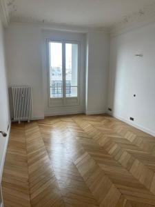 For rent Paris-3eme-arrondissement 1 room 120 m2 Paris (75003) photo 3