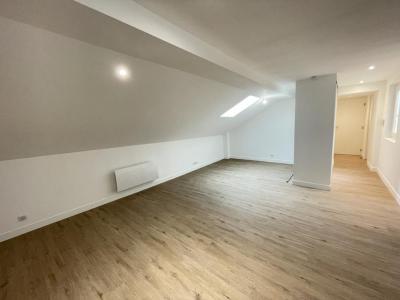 For rent Marseille-2eme-arrondissement 4 rooms 52 m2 Bouches du Rhone (13002) photo 1