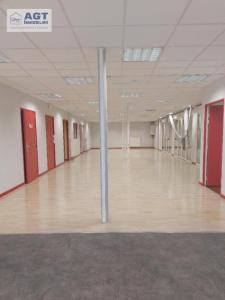 For rent Saint-just-en-chaussee 4 rooms 232 m2 Oise (60130) photo 2