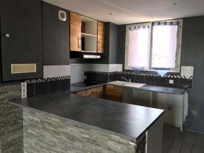 For sale LE STELLA 4 rooms 66 m2 Gard (30000) photo 2