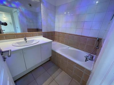 For sale 3 rooms 52 m2 Bouches du Rhone (13009) photo 4