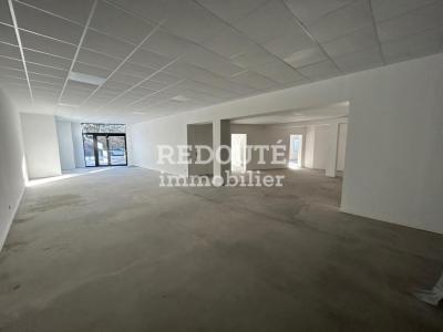 Louer Commerce 1280 m2 Tinqueux