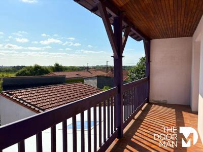 For sale Pallet 5 rooms 127 m2 Loire atlantique (44330) photo 4