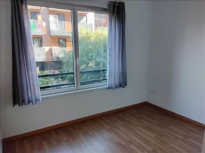 Louer Appartement Palaiseau 990 euros