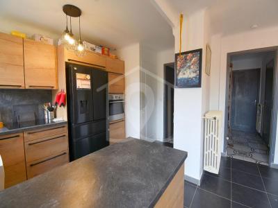 For sale Vallauris 3 rooms 60 m2 Alpes Maritimes (06220) photo 3
