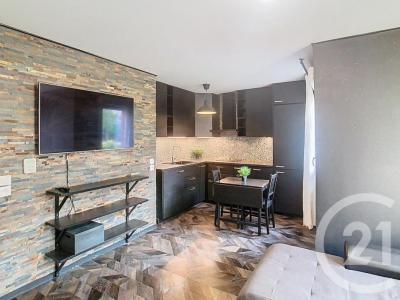 For rent Thiais 1 room 28 m2 Val de Marne (94320) photo 0