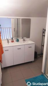 For rent Bouscat 1 room 20 m2 Gironde (33110) photo 4