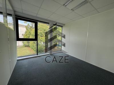 Louer Bureau 238 m2 Bordeaux