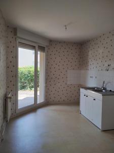 For rent Attignat 3 rooms 69 m2 Ain (01340) photo 2