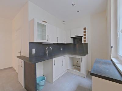 Louer Appartement 67 m2 Paris-16eme-arrondissement