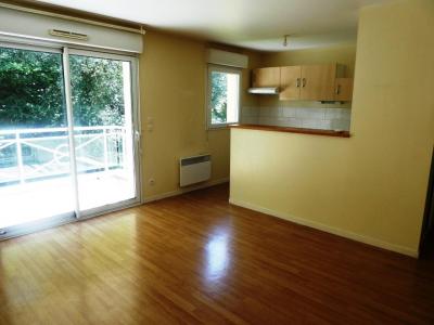 For sale Pontivy 2 rooms 41 m2 Morbihan (56300) photo 3