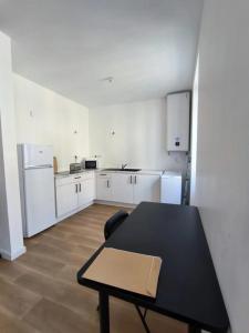 For sale Pau 3 rooms 56 m2 Pyrenees atlantiques (64000) photo 2