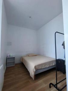 For sale Pau 3 rooms 56 m2 Pyrenees atlantiques (64000) photo 4