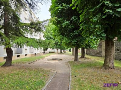 For sale Bobigny 3 rooms 51 m2 Seine saint denis (93000) photo 0