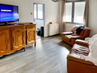 For sale Figeac 5 rooms 56 m2 Lot (46100) photo 1