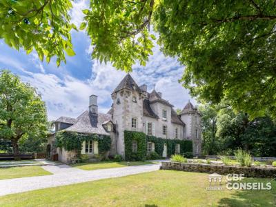 For sale Salers 15 rooms 560 m2 Cantal (15140) photo 2