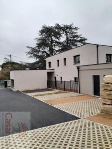 For sale Caluire-et-cuire 6 rooms 165 m2 Rhone (69300) photo 2