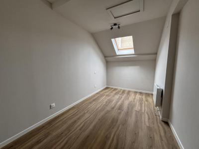 For rent Aire-sur-la-lys 3 rooms 67 m2 Pas de calais (62120) photo 3